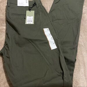 Goodfellow & Co Men's Olive Chinos